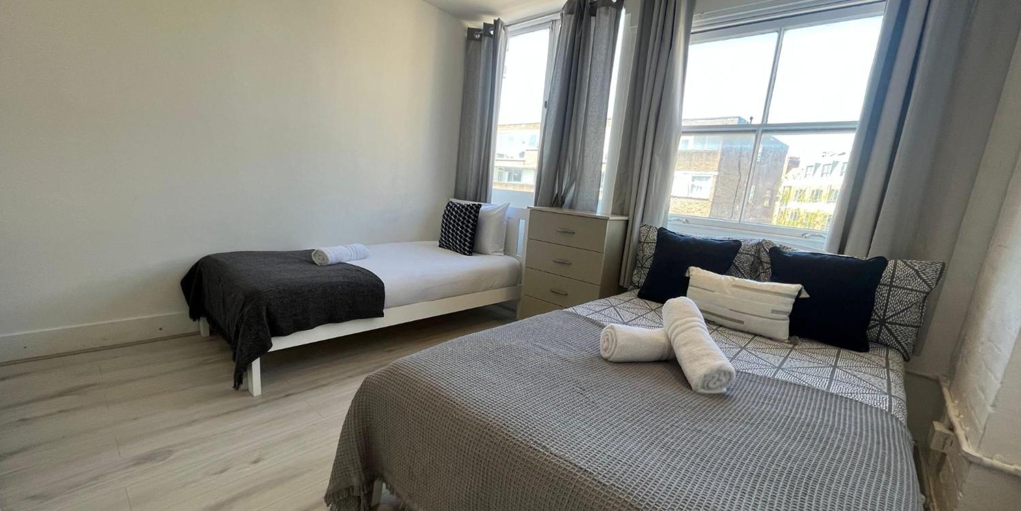 Nifty 2 Bedroom Flat In Goswell Rd Londen Buitenkant foto