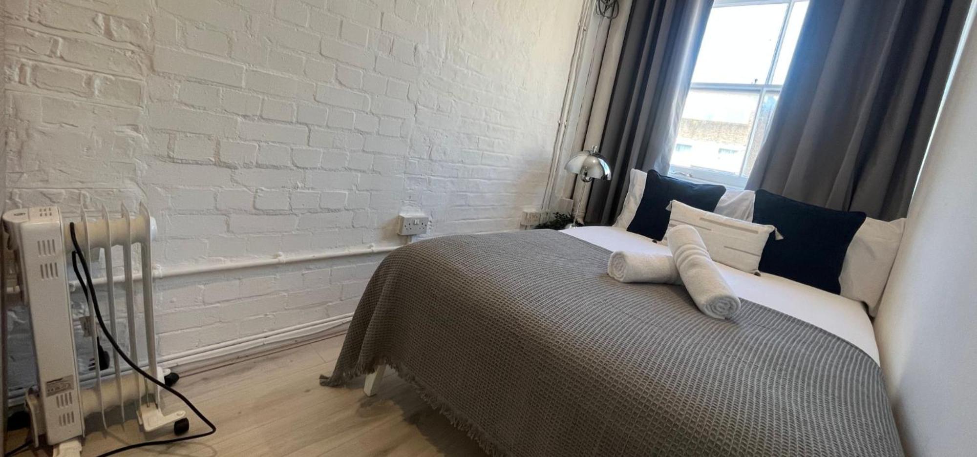 Nifty 2 Bedroom Flat In Goswell Rd Londen Buitenkant foto